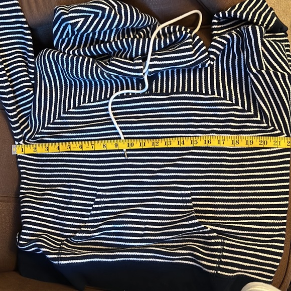 EUC J Crew Blue Stripes Hoodie in XL - Picture 4 of 6